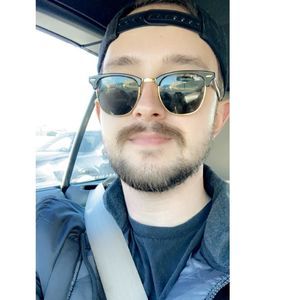 Meet your Posher, Eric